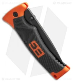 Gerber Bear Grylls Folding Sheath Survival Knife & Paracord Bracelet 31-002416 -Gerber gerber folding sheath knife survival bracelet combo orange grey black serr 31 002416 knife side